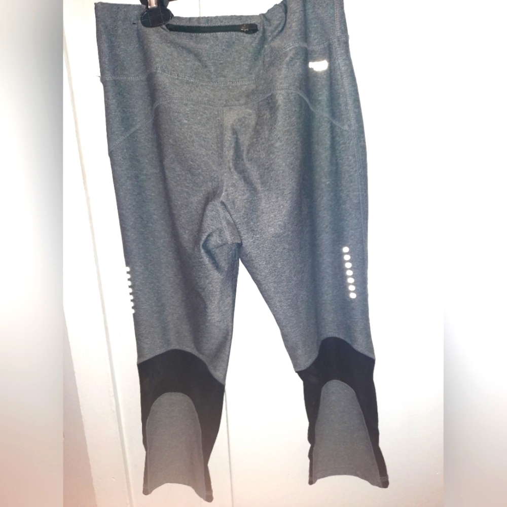 Cropped Atletic capris - Picture 2 of 2